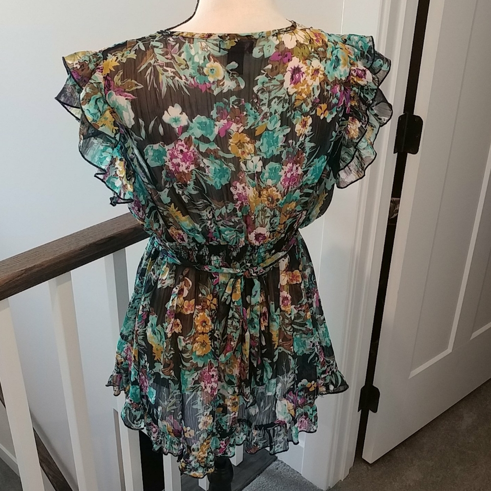 Floral blouse - Picture 2 of 7
